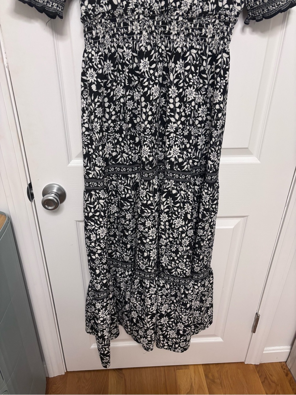 Max Studio Black & White Floral Smocked Maxi Dress - Picture 14 of 15